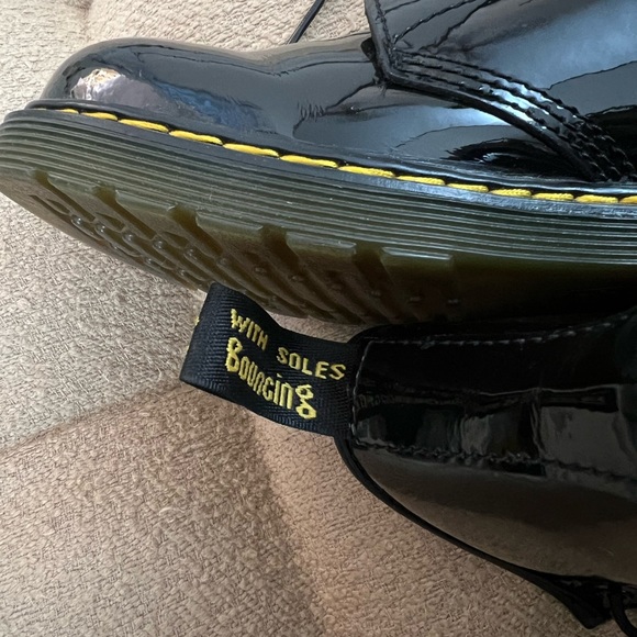 DR.MARTEN BOOTS - Picture 9 of 10
